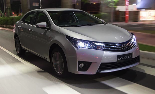 Toyota Corolla 2015, diga olá para o passado